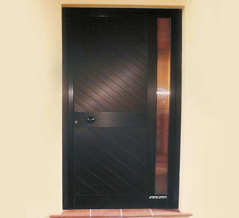 Fabbro Giulio Airoldi - Porta alluminio