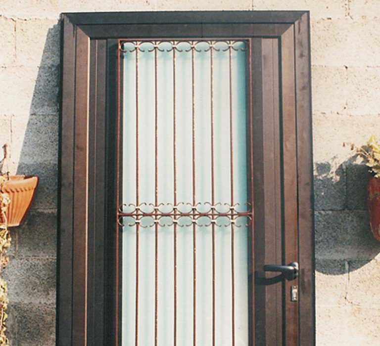 Fabbro Giulio Airoldi - Portoncino alluminio