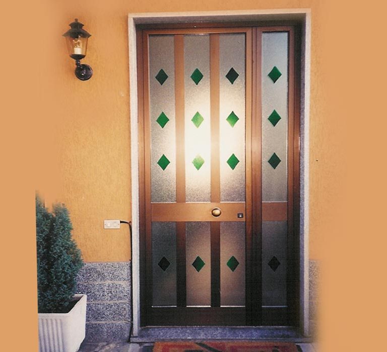 Fabbro Giulio Airoldi - Portoncino alluminio a vetri