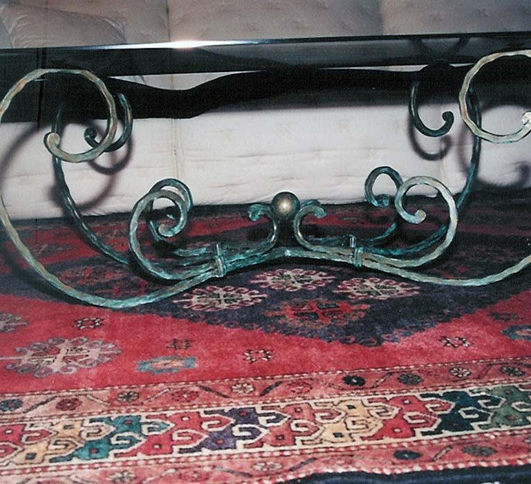 Fabbro Giulio Airoldi - tavolino in ferro battuto